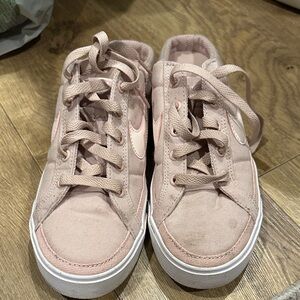 Nike Women's Blush Pink Sneakers